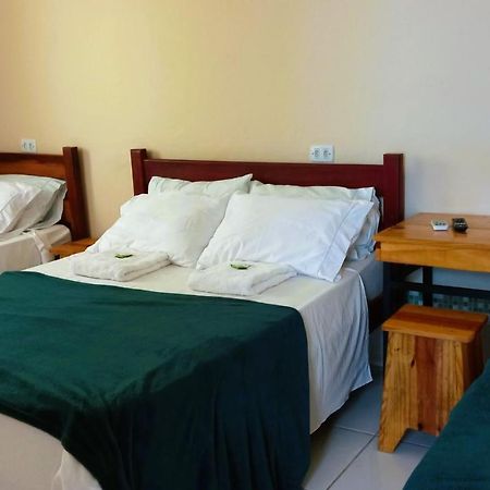 Hotel Recanto Verde Teresina de Goias Kültér fotó